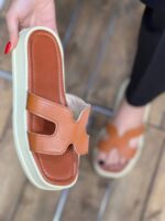 صندل هرمس لزدار