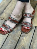 صندل دو بند سگک کنفی پاشنه pvc