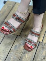 صندل دو بند سگک کنفی پاشنه pvc