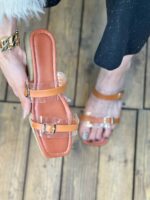 بهترین صندل دو بند طلق با سگک تخت