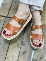 خرید صندل دوبند کمربندی لببر با سگک لژدار عسلی